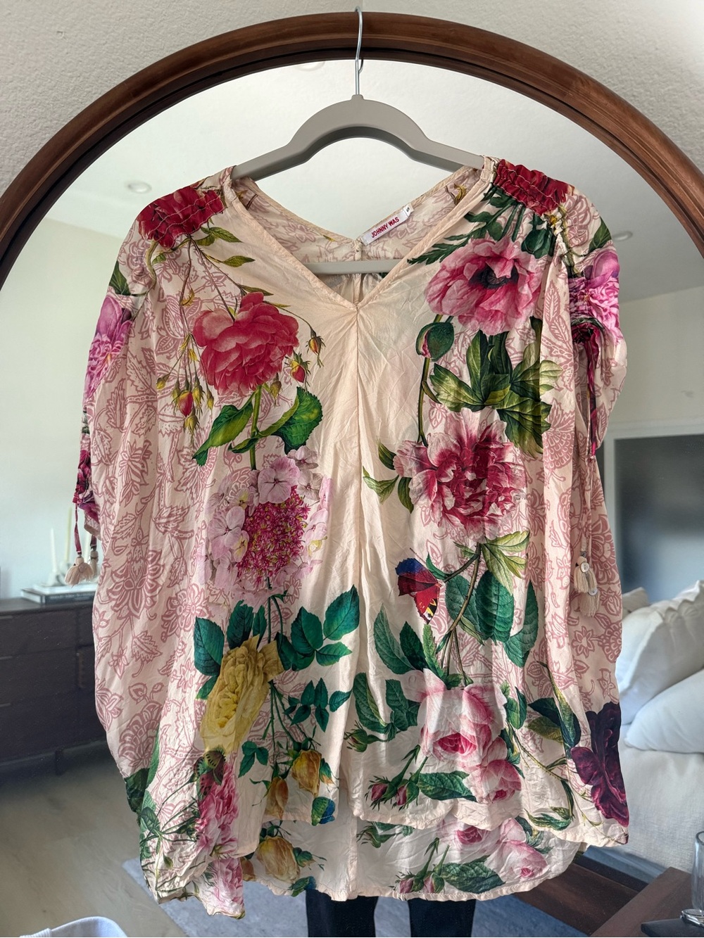 Johnny Was floral Women’s silk Blouse in Light Pink